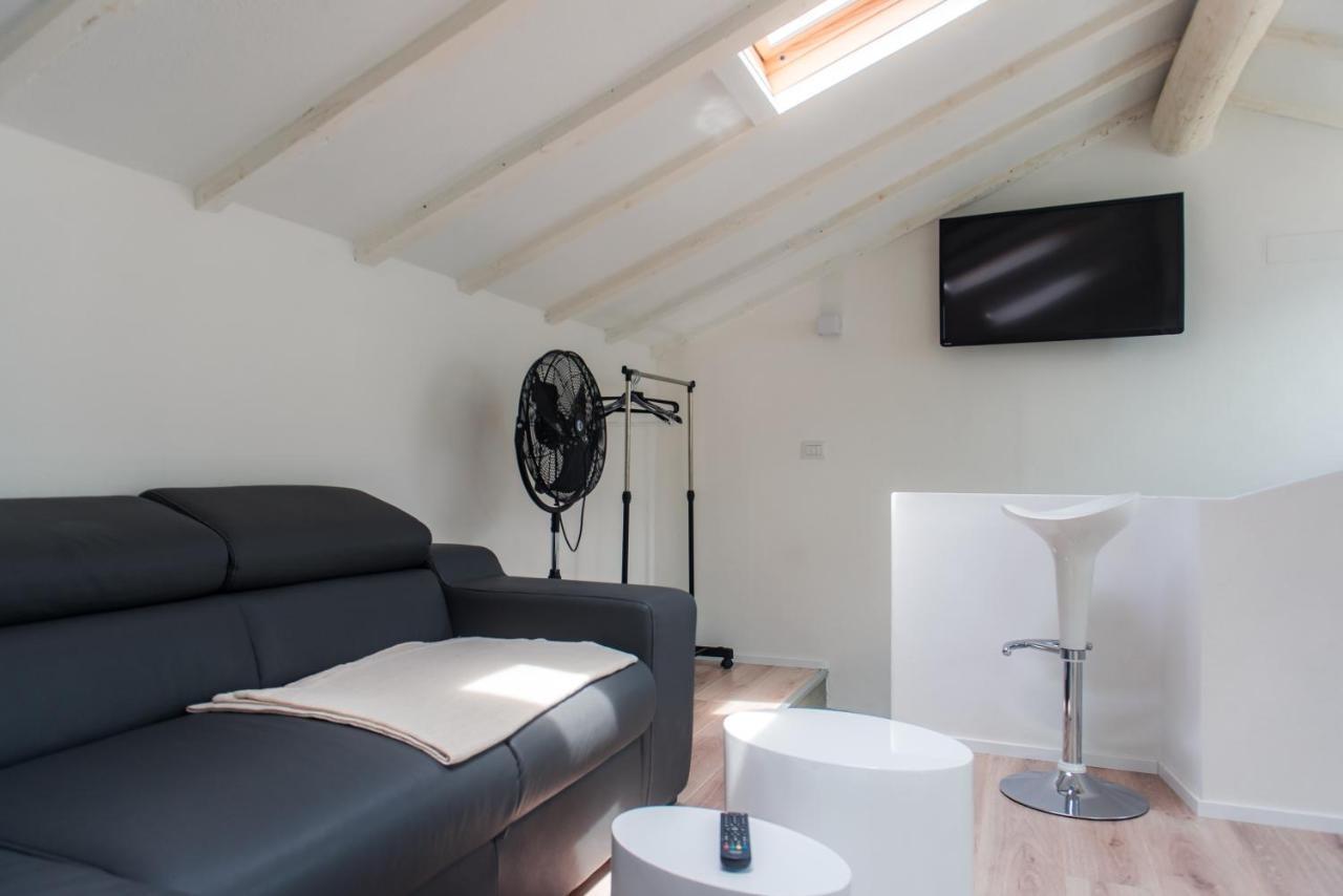 Laglio Apartment Above George ภายนอก รูปภาพ